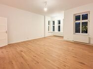 Erstbezug nach Kernsanierung: Stilvolle 2-Zimmer-Wohnung in Oranienburg mit Balkon und Einbauküche - Oranienburg