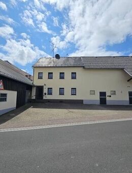 Ehemaliges Bauernhaus mit großer Scheune in ruhiger Dorflage - Duppach