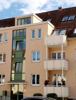 Vermietete 3 Zimmer Eigentumswohnung in gefragter Wohnlage von Werdau zu verkaufen!! - Werdau