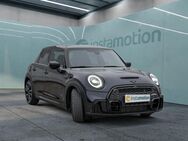 MINI Cooper S, , Jahr 2021 - München