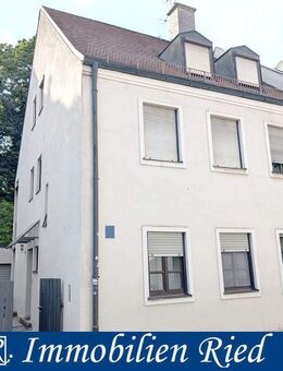 Echte Rarität in Giesing: Zweifamilienhaus in ruhiger Toplage, nur 4 Minuten von der U-Bahn entfernt - München
