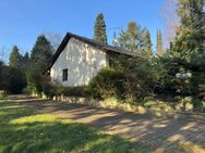 Einzigartiges Grundstück ... Einfamilienhaus mit Hallen auf einem parkähnlichem Grundstück - Collenberg