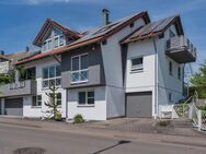 Lichtdurchflutetes Zweifamilienhaus mit Solarenergie in Oberelchingen - Elchingen