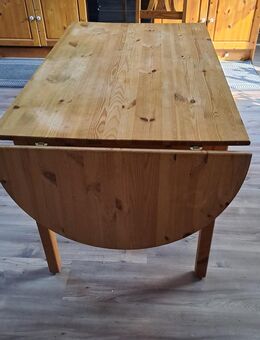 Holztisch - Trebsen (Mulde)