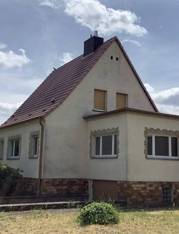 Solides Einfamilienhaus mit Entwicklungspotential - Tangerhütte