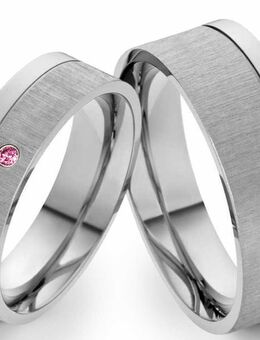 Edelstahlringe H008 mit Zirkonia Rot und Gravur - Aholming