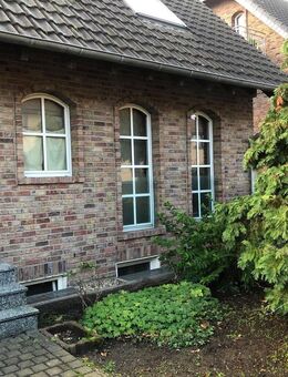 Willich-Schiefbahn, helle moderne 3 Zimmer, ca. 85 m², EG, Parkettböden, Sonnenbalkon - Willich