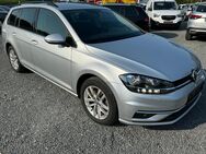 VW Golf, 2.0 TDI VII Comfortline PDCvo hi Front Leaving-Home Light, Jahr 2020 - Boxberg (Baden-Württemberg)