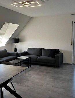 Traumhafte 3 Zimmer-Maisonette-Wohnung in ruhiger Lage - Karlsruhe