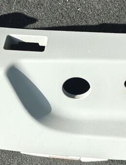 BMW 7 E38 1995 Rechts Verkleidung Sitzverstellung vorne 8207246A - Recklinghausen