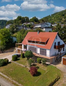 Modernes Zweifamilienhaus mit vielen Highlights und weiterem Ausbaupotenzial im Parterrebereich - Untermünkheim