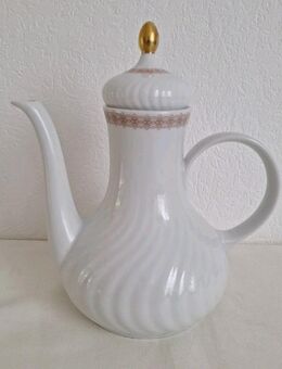 Teekanne Kaffeekanne Porzellan Tierschenreuther 1838 Gesamthöhe 23 cm weiß - Essen