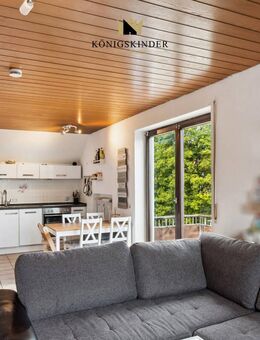 Gemütliche 2-Zimmer DG-Wohnung inklusive TG-Stellplatz in ruhiger Lage - Günzburg