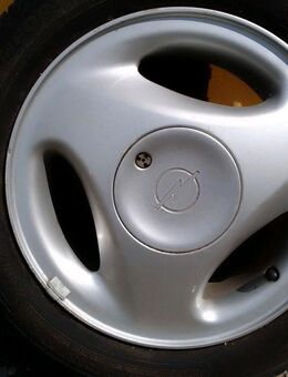 original 14 Zoll Opel Corsa B Alufelgen mit Reifen 165/65 061 - Kirchlauter