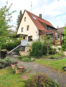 Einfamilienhaus mit großem Grundstück in Nürnberg-Fischbach ! - Nürnberg