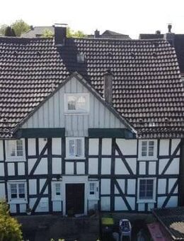 Denkmalgeschütztes Zweifamilienfachwerkhaus in zentraler Wohnlage von Reichshof - Eckenhagen - Reichshof