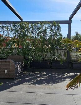 Exklusive, barrierefreie Penthouse-Wohnung "inkl. PKW-Stellplätze" in bester Lage ! - Friedberg (Hessen)