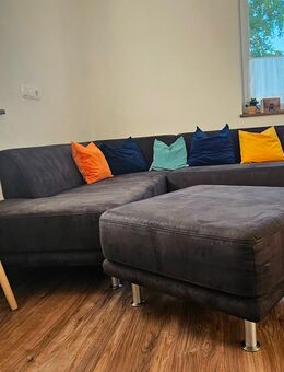 Graue Ecksofa Lieferung möglich inkl. Nassreinigung - Finningen