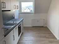 Moderne Dachgeschosswohnung in zentraler Lage von Frickhofen - Dornburg