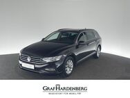 VW Passat Variant, 2.0 TDI Business, Jahr 2023 - Aach (Baden-Württemberg)