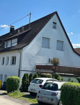 3-Familiendoppelhaushälfte in top Lage! Eine Wohnung sofort beziehbar! - Weinstadt