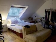 Zentrale 4,5-Zimmer-Dachgeschosswohnung - Karlsruhe