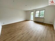 Frisch renoviert! 3-Raum-Wohnung mit Balkon und neuen Fußböden - Aue