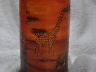 Original afrikanische Stumpen Kerze mit Motiv Afrika Tiere - Aschaffenburg