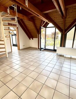 KL-Nähe Fliegerstraße - Renovierte 4-Zimmer-Maisonettewohnung mit Balkon in Top-Lage - Kaiserslautern