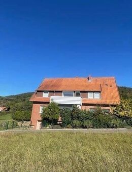 Zweifamilienhaus mit fabelhaftem Ausblick, in 31737 Rinteln- Schaumburg - Rinteln