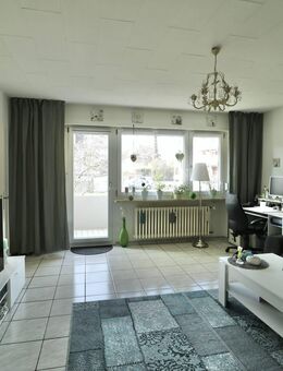 Sehr gute Kapitalanlage - Gepflegte 3-Zimmer Wohnung mit Balkon u. Stellpl. in Grenzach-Wyhlen - Grenzach-Wyhlen