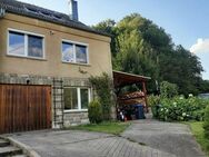 Ausgebaute Doppelhaushälfte mit großem Garten in ruhiger Ortslage zu verkaufen. - Creuzburg