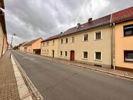 Familien willkommen: geräumiges Stadthaus mit Potential und 1200qm Grundstück - Pulsnitz