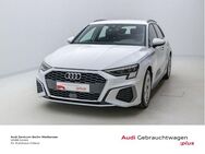 Audi A3, Sportback 30 TFSI S-TRO S-LINE, Jahr 2023 - Berlin