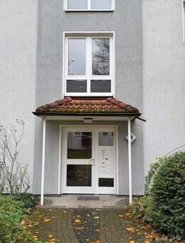 Komplett sanierte 2,5 Zimmerwohnung in ruhiger Lage von Wedel - Wedel