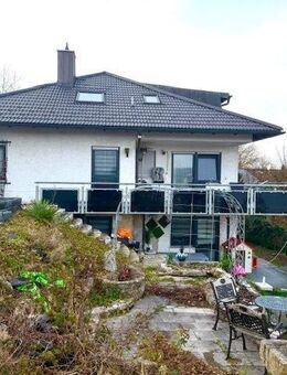 Hochwertiges Zweifamilienhaus m. ELW, energetisch saniert, EBK, Garage , Garten m. Pool u. Weitblick - Passau