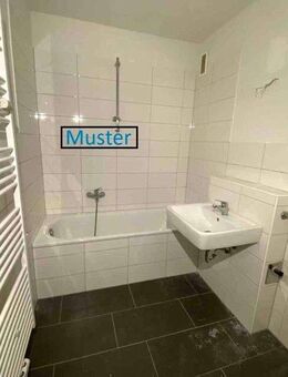 Schön geschnitte 3-Zimmer-Wohnung mit Balkon und neuem Bad + Gäste WC - Düsseldorf