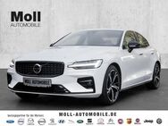 Volvo S60, Ultimate Dark AWD B5 Benzin EU6d digitales Sitze, Jahr 2023 - Wuppertal