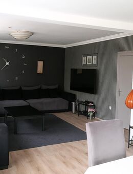 Attraktives Mehrfamilienhaus mit Gewerbefläche und Werkstatt in Altenglan. - Altenglan