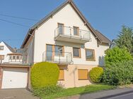 Gepflegtes Zweifamilienhaus mit Einliegerwohnung, Garten, Garage, 3 Balkonen in beliebter Lage - Bad Breisig