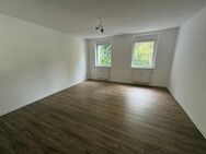 Erstbezug nach Sanierung: 2-Raum-Wohnung im Erdgeschoss zu vermieten - Weißwasser (Oberlausitz)