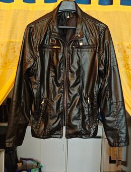 schwarze leichte Kunstlederjacke Gr. L - Tangermünde