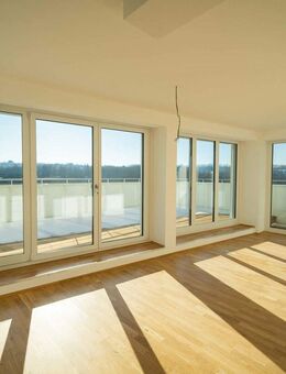 Lichtdurchflutete Dreizimmerwohnung mit XXL-Südbalkon - Regensburg