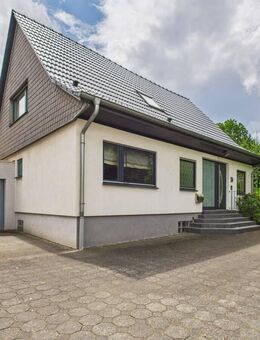 Ihr neues Zuhause: Großzügiges Einfamilienhaus mit Garten in ruhiger Lage von Kreuzau - Kreuzau