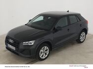 Audi Q2, Advanced 40 TFSI quattro, Jahr 2024 - Wackersdorf