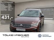 VW Tiguan, 1.5 TSI Life ParkAss STH, Jahr 2023 - Willich Zentrum
