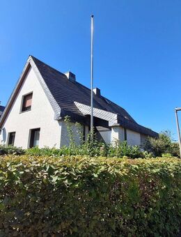 Zweifamilienhaus mit großem Garten und Garage in Dortmund-Asseln - Dortmund