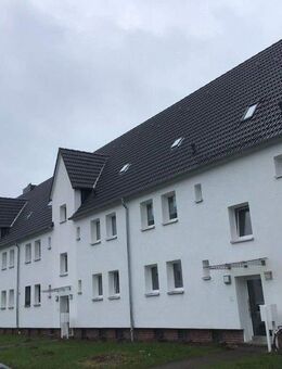 Modernisierte 1,5-Zimmer-Wohnung mit Balkon - Lübeck