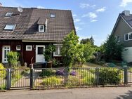 4-Zi-Doppelhaushälfte mit Vollkeller und zwei Garagen in Lübeck-Brandenbaum (Finnlandsiedlung) - Lübeck