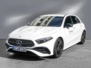 Mercedes A 200, Kompakt AMG NIGHT SPUR, Jahr 2024 - Mölln (Schleswig-Holstein)